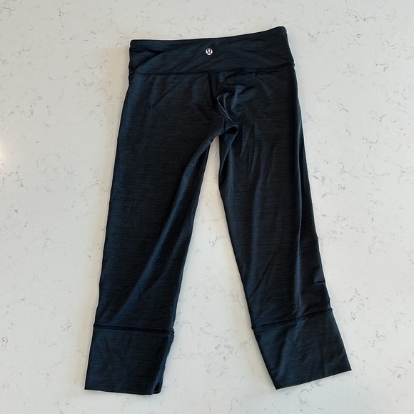 Lululemon Heathered Black Capri Legging - Picture 2 of 6